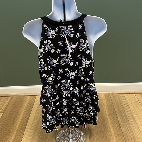 White House black market blouse - Picture 3 of 4